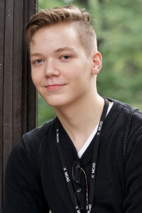 Daniel Larva as Guest 2