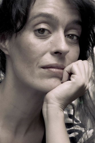 Amaia Merino as Girl Who Sings