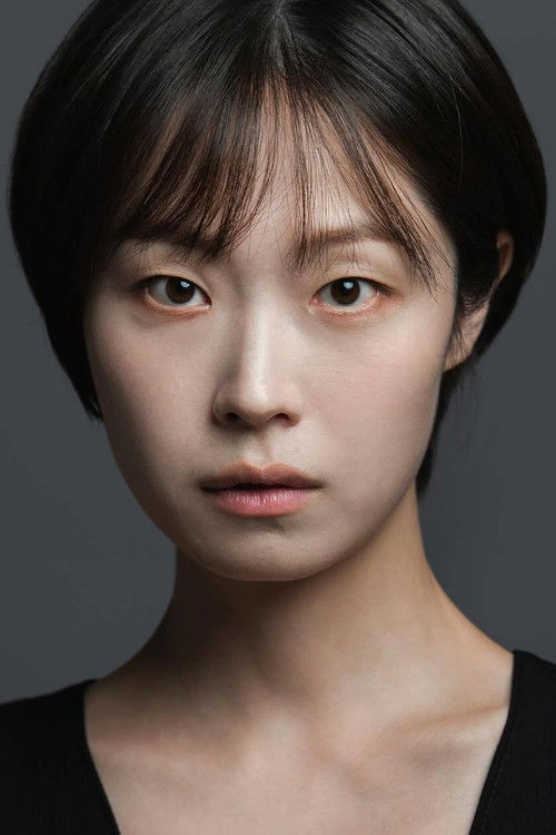Yun Mi-gyeong as 