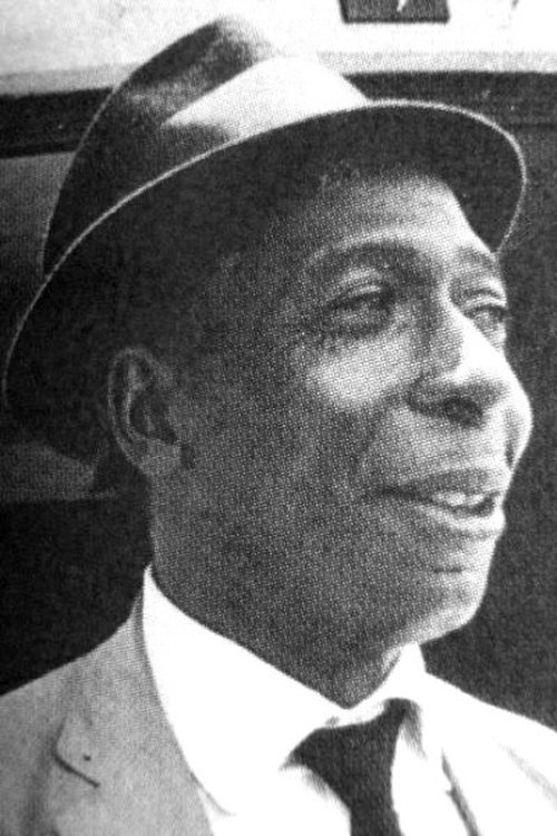 Zé Keti as Compositor