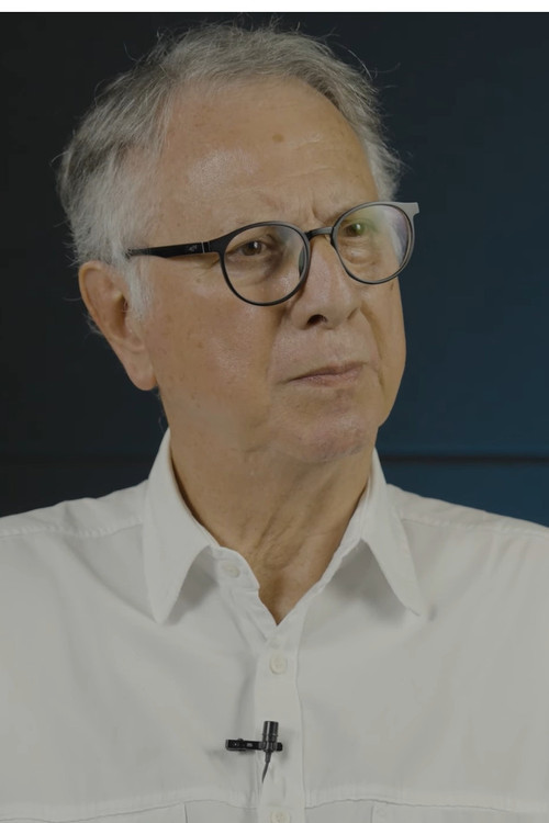 Márcio de Moraes as Self