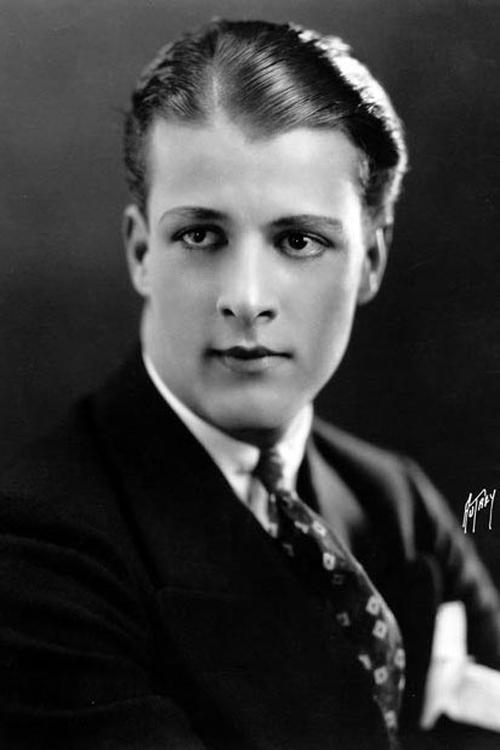 Barry Norton as Ballroom Dancer / Kissing Couple (uncredited)