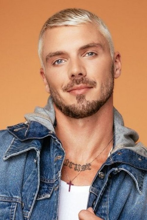 Jonathan Jenvrin as Professeur de danse