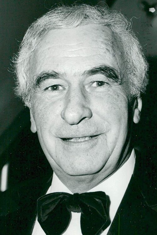 Ronald Leigh-Hunt as Inspector Kert