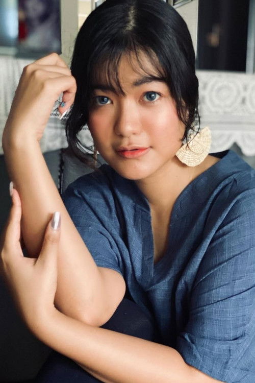 Thinzar Myint Mo as Nwe