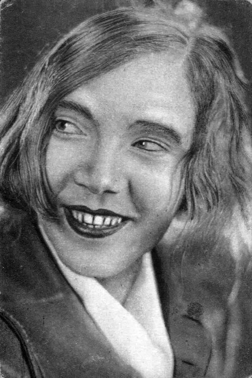 Alexandra Khokhlova as Pelagueia