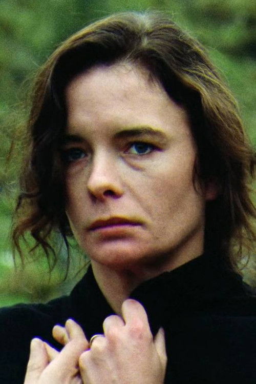 Penelope Stewart as Helen Garfield