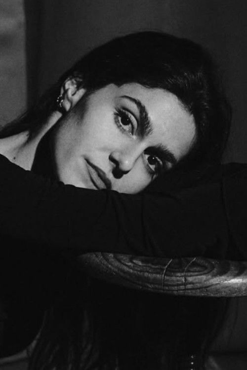 Bárbara Machado as Erina