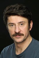 Pablo Vázquez as Señor cabina