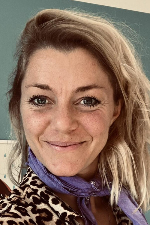 Mathilde Kjær Bang as Sofia