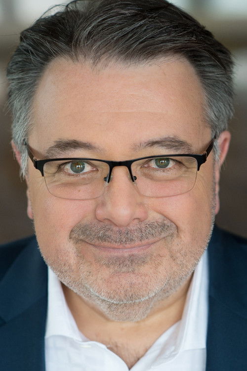 Thomas Graton as Bilou Coon