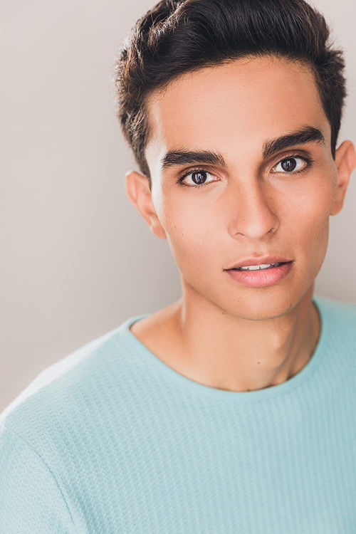 Timiki Salinas as Tom