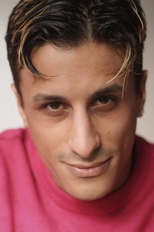 Farid Bechara as Reno