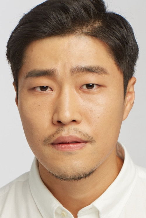 Lee Byeong-soo as Aide / Snake / Judge (segment "The Congressman")