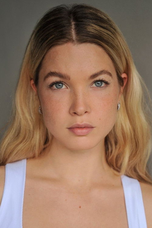 Bailey Spalding as Clover