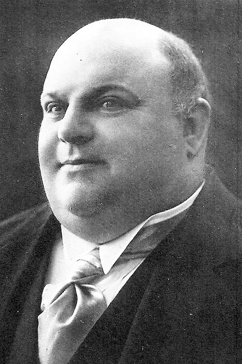 Oscar Stribolt as Kellner / Waiter