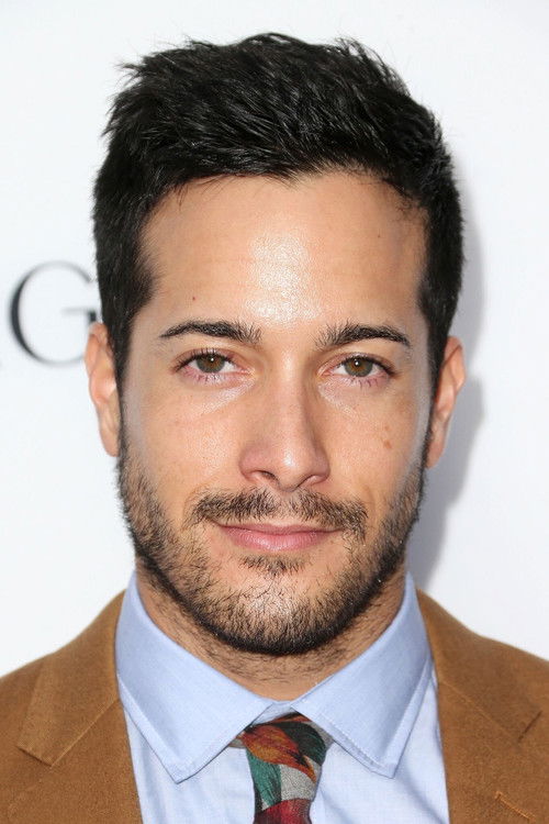 Shannon Holtzapffel as Dancer