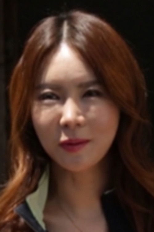 Jang-mi as Min-ji