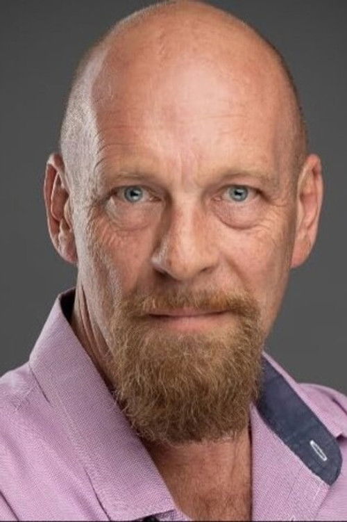 Lawrence Joffe as Sammy Schmukler