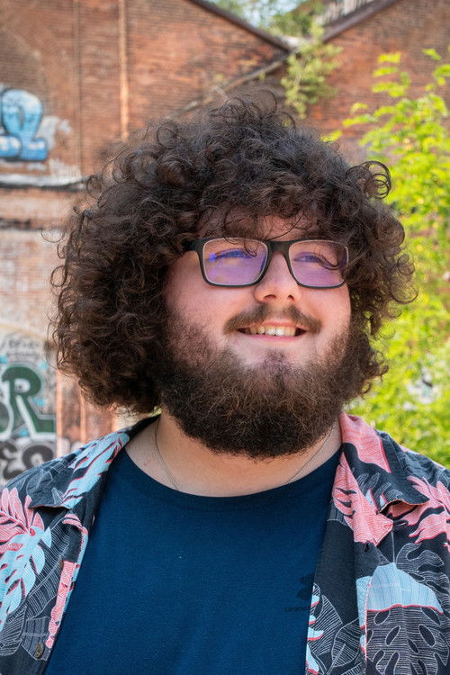 Andrew Delly as Clerk