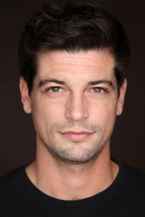 Patricio Ramos as Manuel