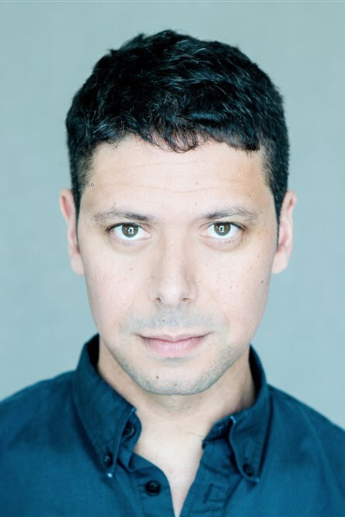 Hédi Tillette de Clermont-Tonnerre as Robin de Luzac