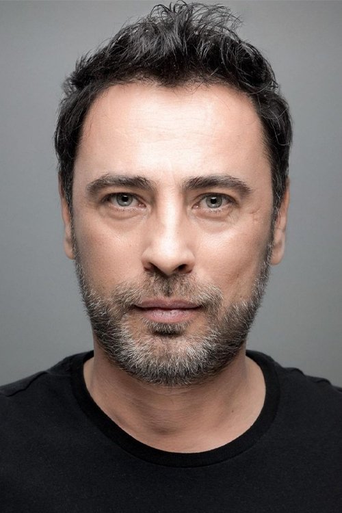 Bülent Çetinaslan as Ahmet 1 (voice)