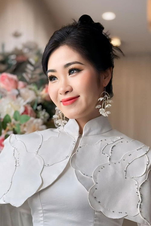 Hà Myo as Self - Guest