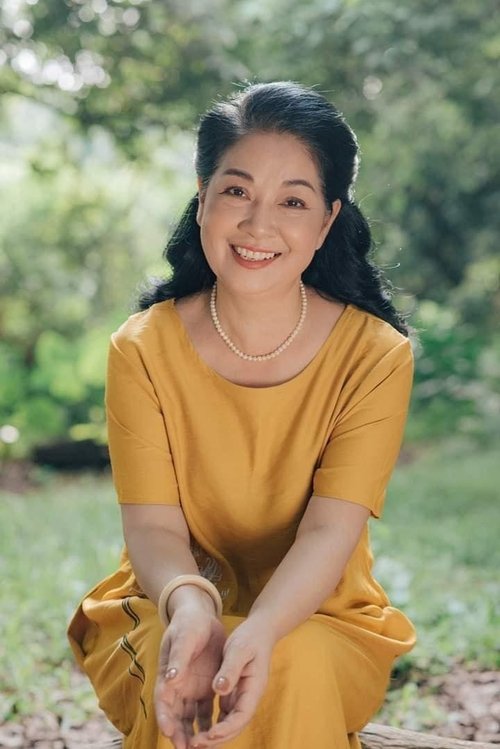 Minh Phương as Mẹ Dũng