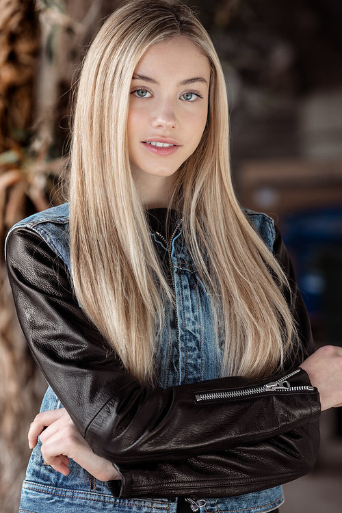 Jessica Treska as Claire Bishop
