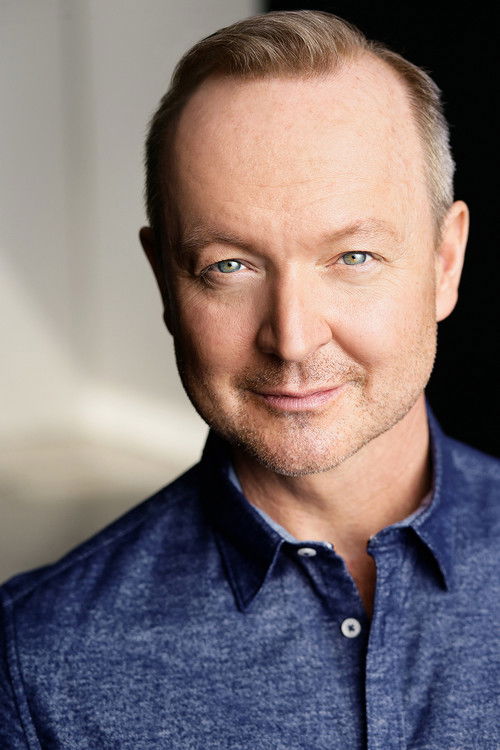 Benjamin Howes as Ed