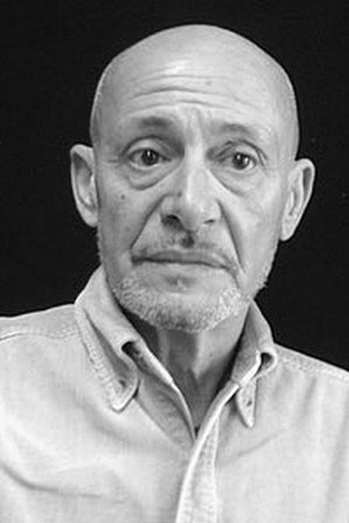 Nicola D'Eramo as Un artiste du cabaret