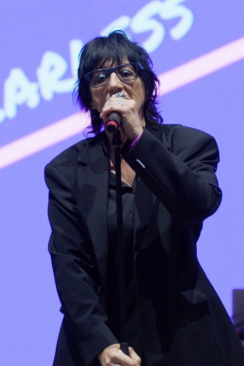 AntiDiva: The Carole Pope Confessions