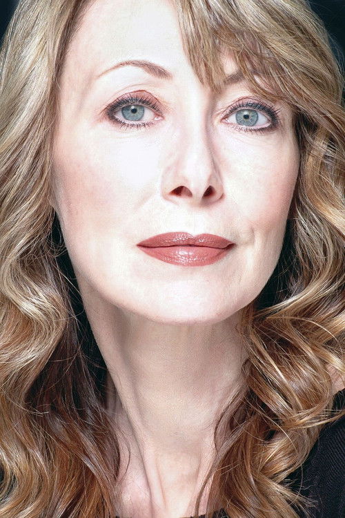 Julia Campanelli as Gloria Haloran