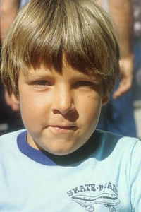 Miguel Joven as David 'Puñe'