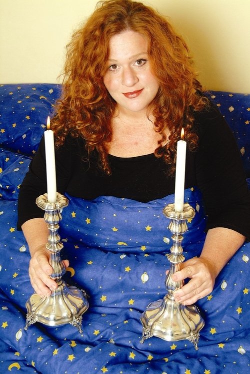 Esti Zakheim as Cochi