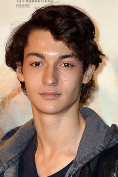 Khaled Alouach as Nans / Fouad