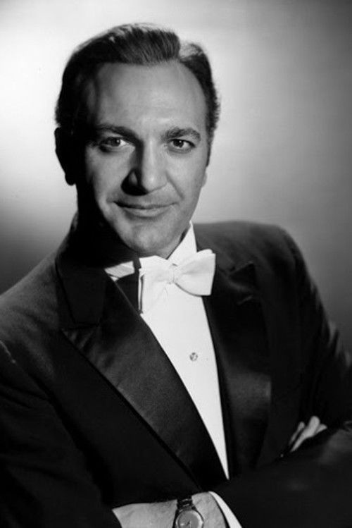 Giorgio Tozzi as Dottore