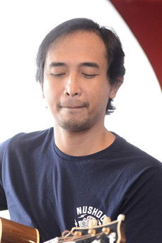 Piyu Padi as Atasan Jeremy
