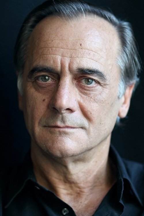 Alfonso Torregrosa as Padre Maria José