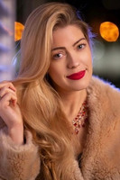 Sophie Rankin as Jamie's Mother