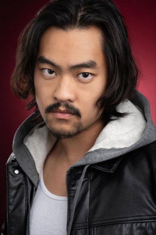 Paul Vang as Oscar Li