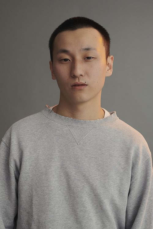 Itsuki as Shuji Hiraoka