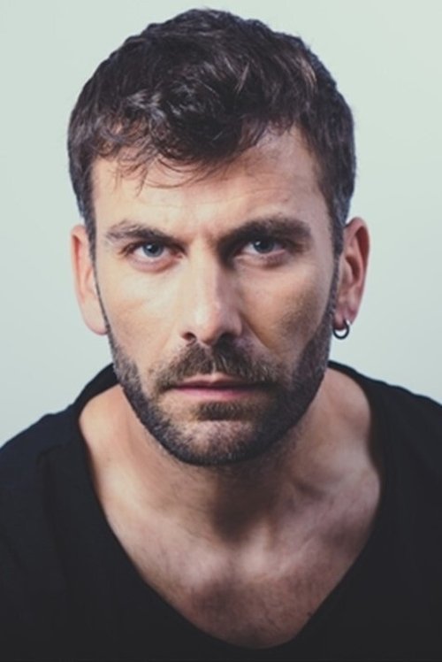 Nicolás Gaude as Agus
