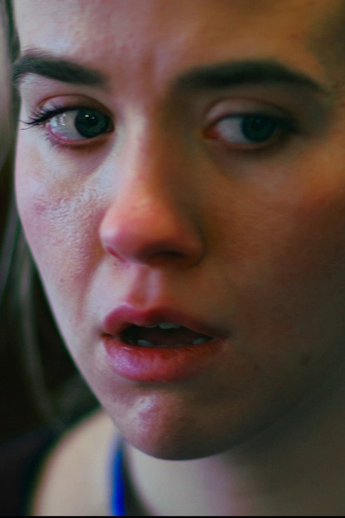 Callie Weitzel-Dawes as Emma