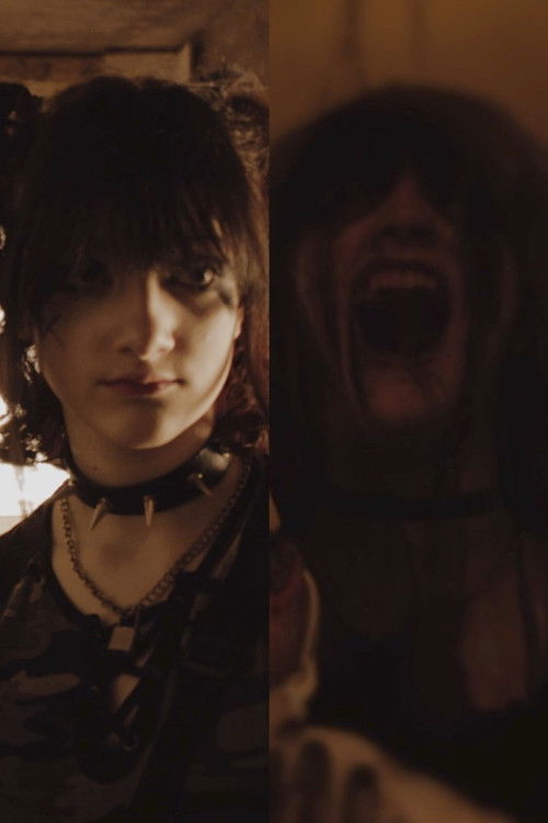 Liberty Leck as Carlee