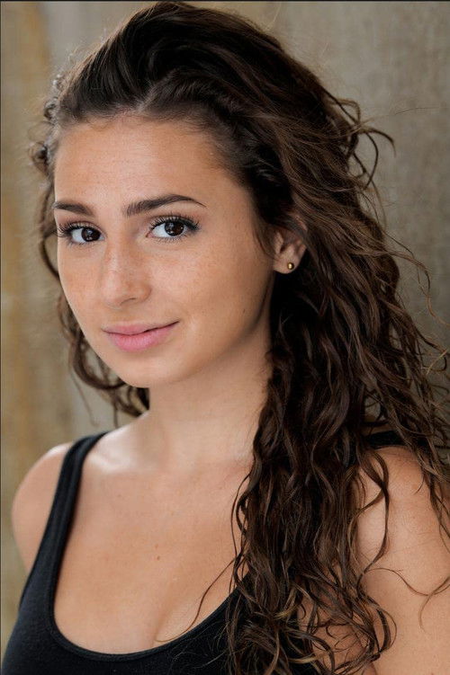 Sophia Konat as Andrea