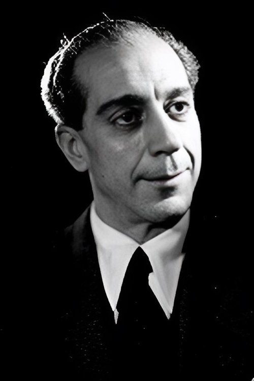 Nicolás Rodríguez as Don Julio