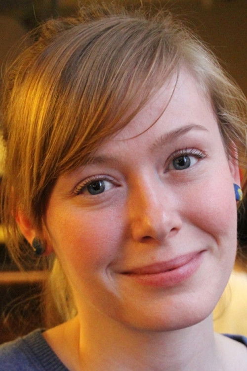 Diána Magdolna Kiss as Anyuka