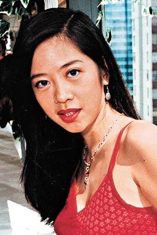 Crystal Kwok as Jackie's Assistant